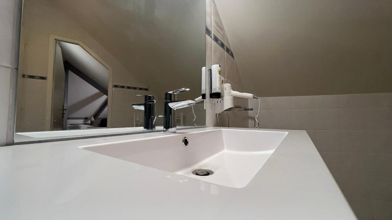 Logis Hotel Volcan Sancy Nébouzat Eksteriør billede