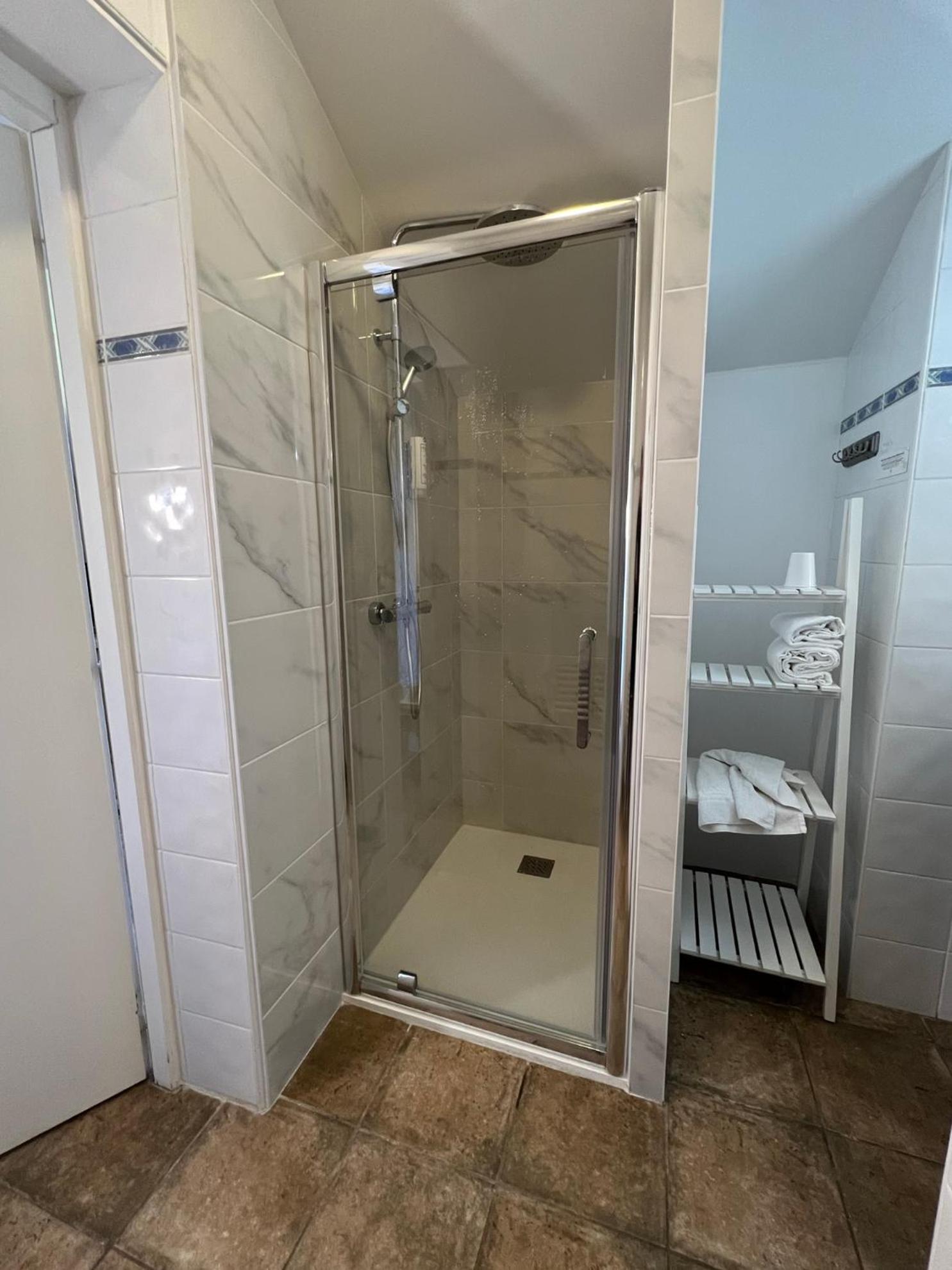 Logis Hotel Volcan Sancy Nébouzat Eksteriør billede