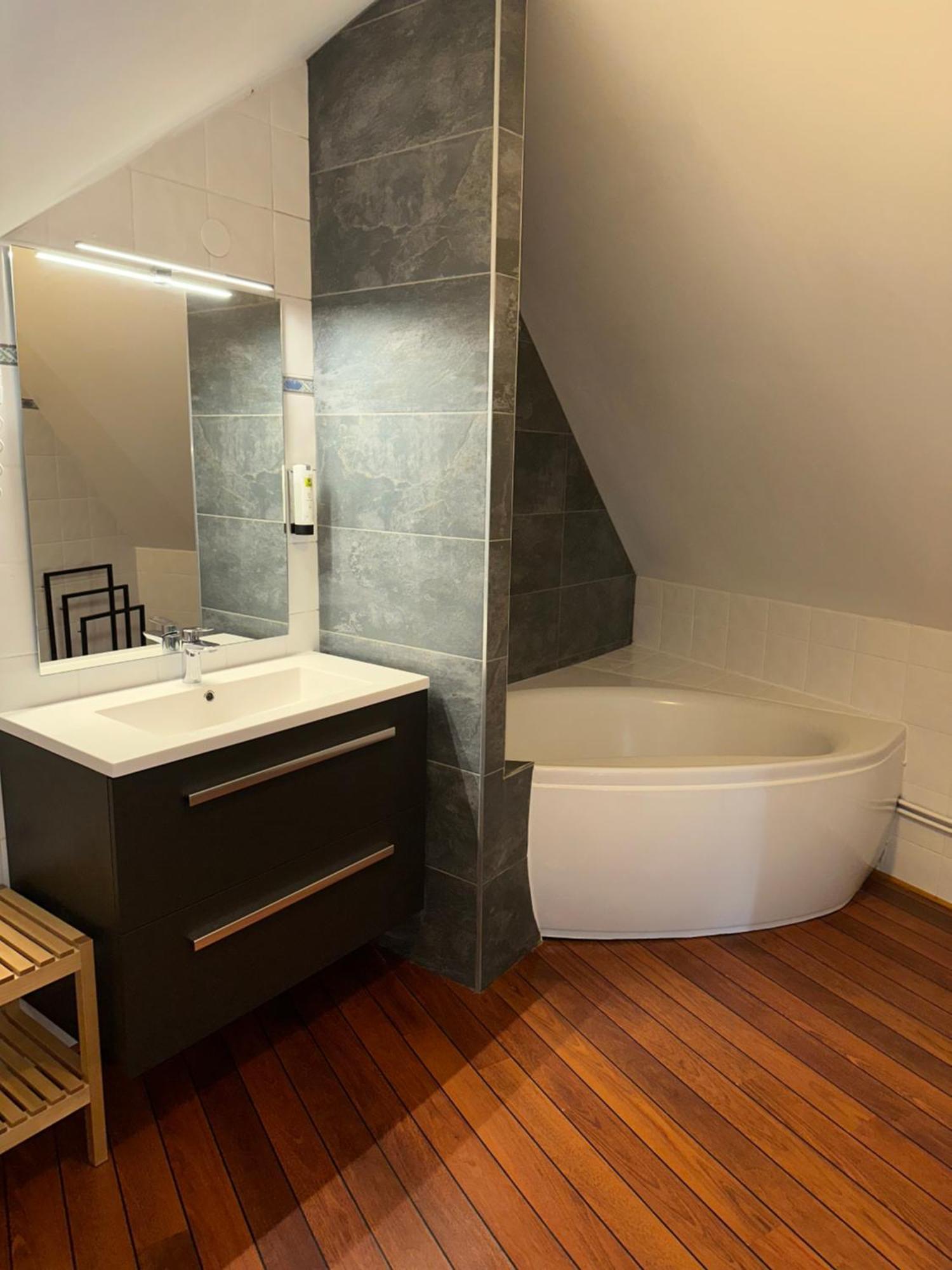 Logis Hotel Volcan Sancy Nébouzat Eksteriør billede